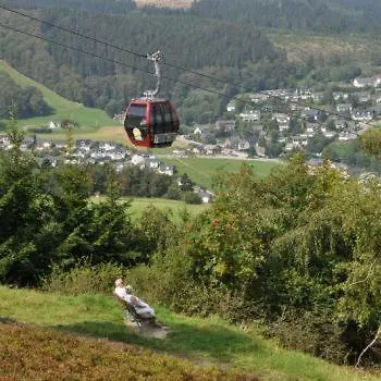 아파트 Gemuetlicher Ferienbungalow In Usseln Bei Willingen, Kostenloses Wlan 빌링겐